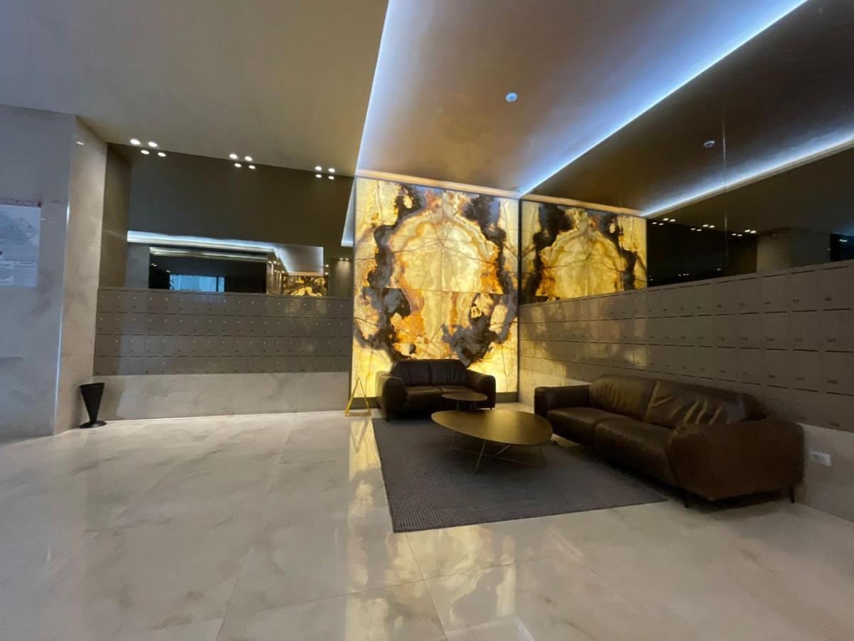 Ambassador Skyline Apartments Tirana Extérieur photo